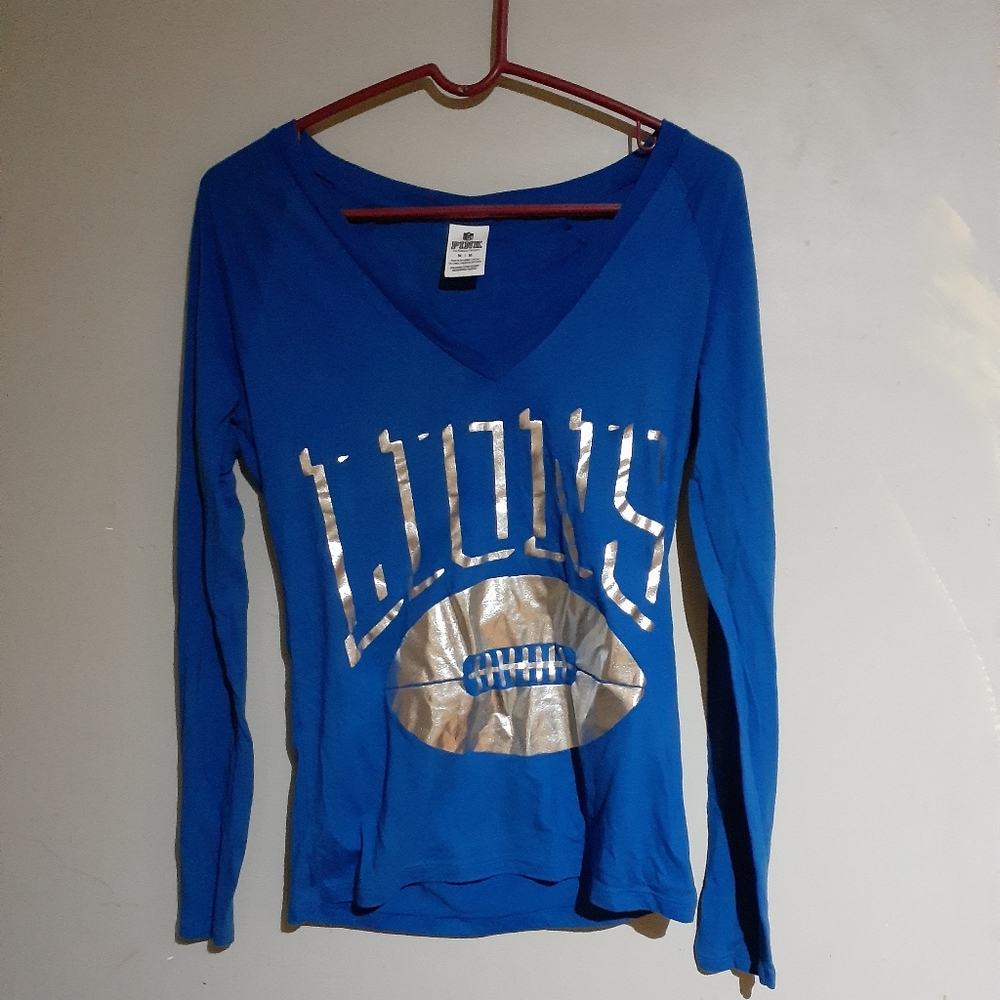 VS PINK Detroit lions large t-shirt
